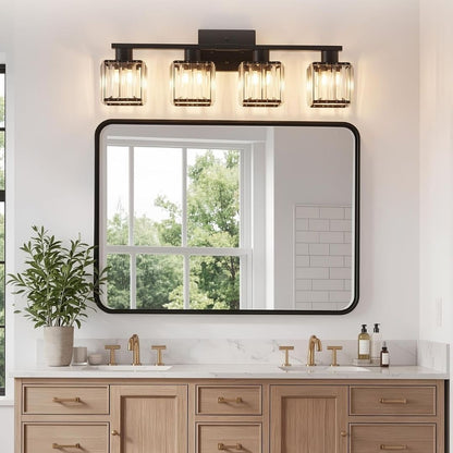 Sander – Elegante badkamer wandlamp met 4 glazen kappen en matzwart frame